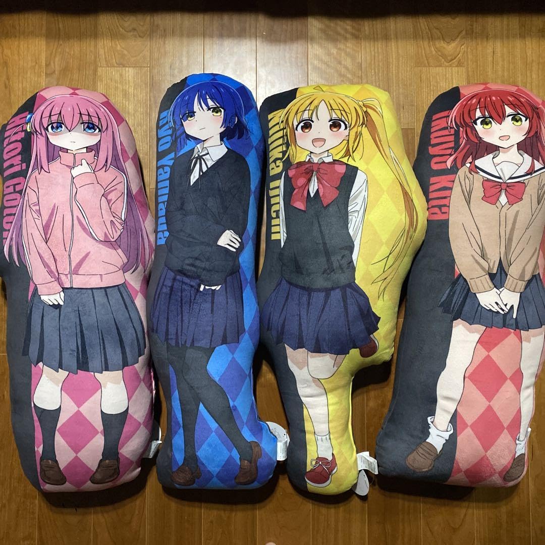ぼっちざろっく　ダイカットクッション　4種セット Amazon.co.jp: ぼっち ざ ろっく しまむら ダイカットクッション 4個